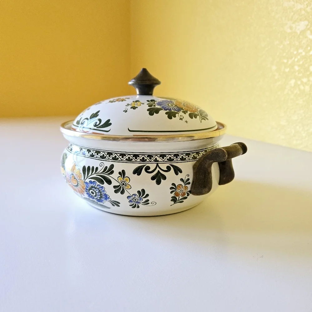 Villeroy & Boch Alt Amsterdam Florals: Metal Casserole & Lid 3Qt Enamel Dish Pan